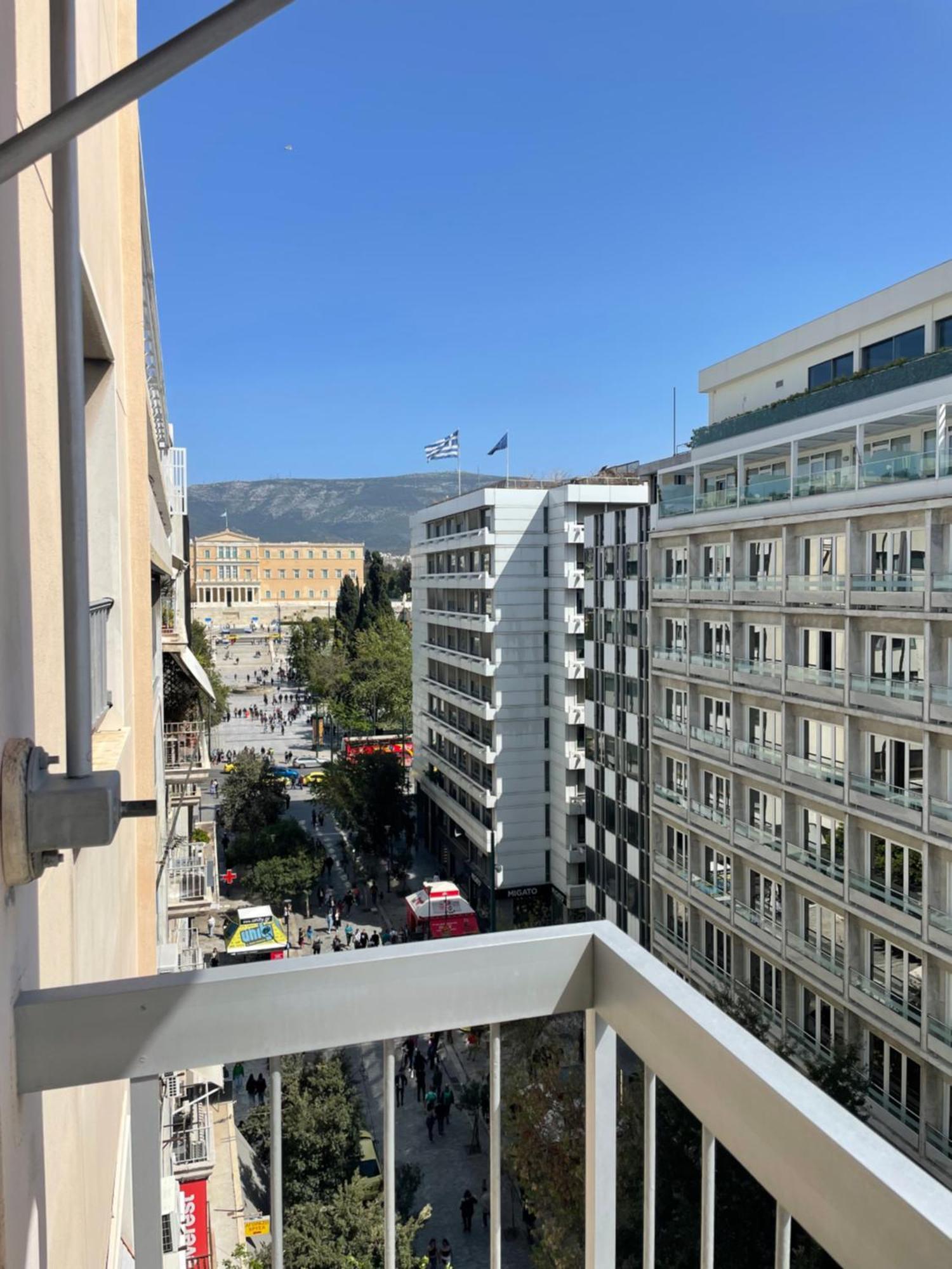 2 Bd Apt In Syntagma With Acropolis View Ateny Zewnętrze zdjęcie