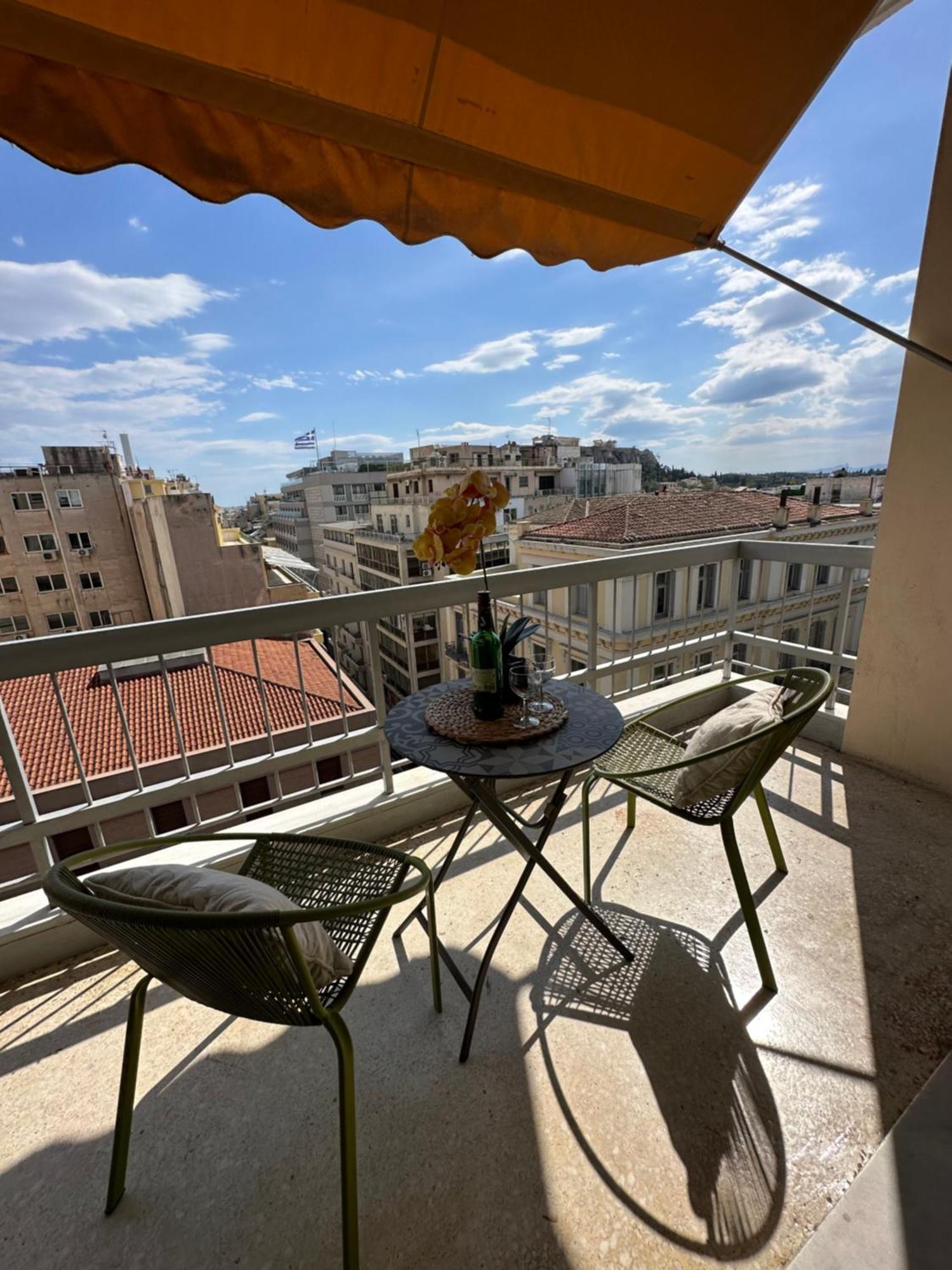 2 Bd Apt In Syntagma With Acropolis View Ateny Zewnętrze zdjęcie