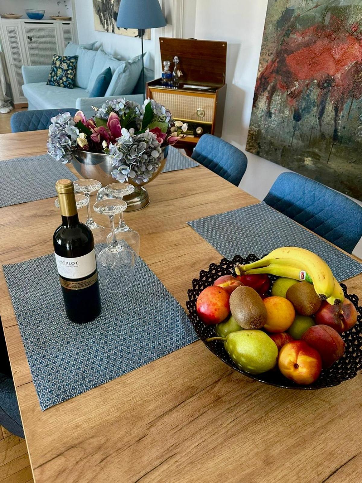 2 Bd Apt In Syntagma With Acropolis View Ateny Zewnętrze zdjęcie